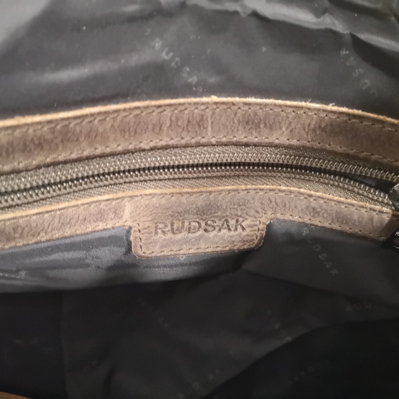 Rudsak crossbody leather bag - Picture 10 of 12